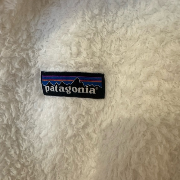 Patagonia White Sherpa Vest - Picture 8 of 9